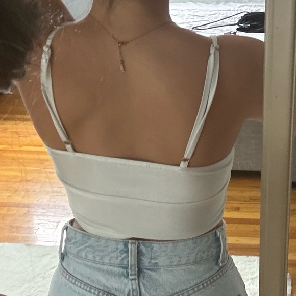 white ruffle top - Picture 3 of 5